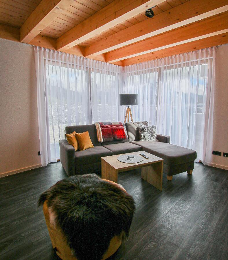 Apartamento Mountain Moments Tannheim - Familie Weber Exterior foto