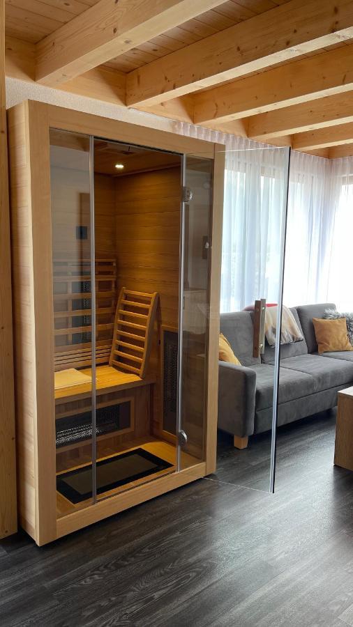 Apartamento Mountain Moments Tannheim - Familie Weber Exterior foto